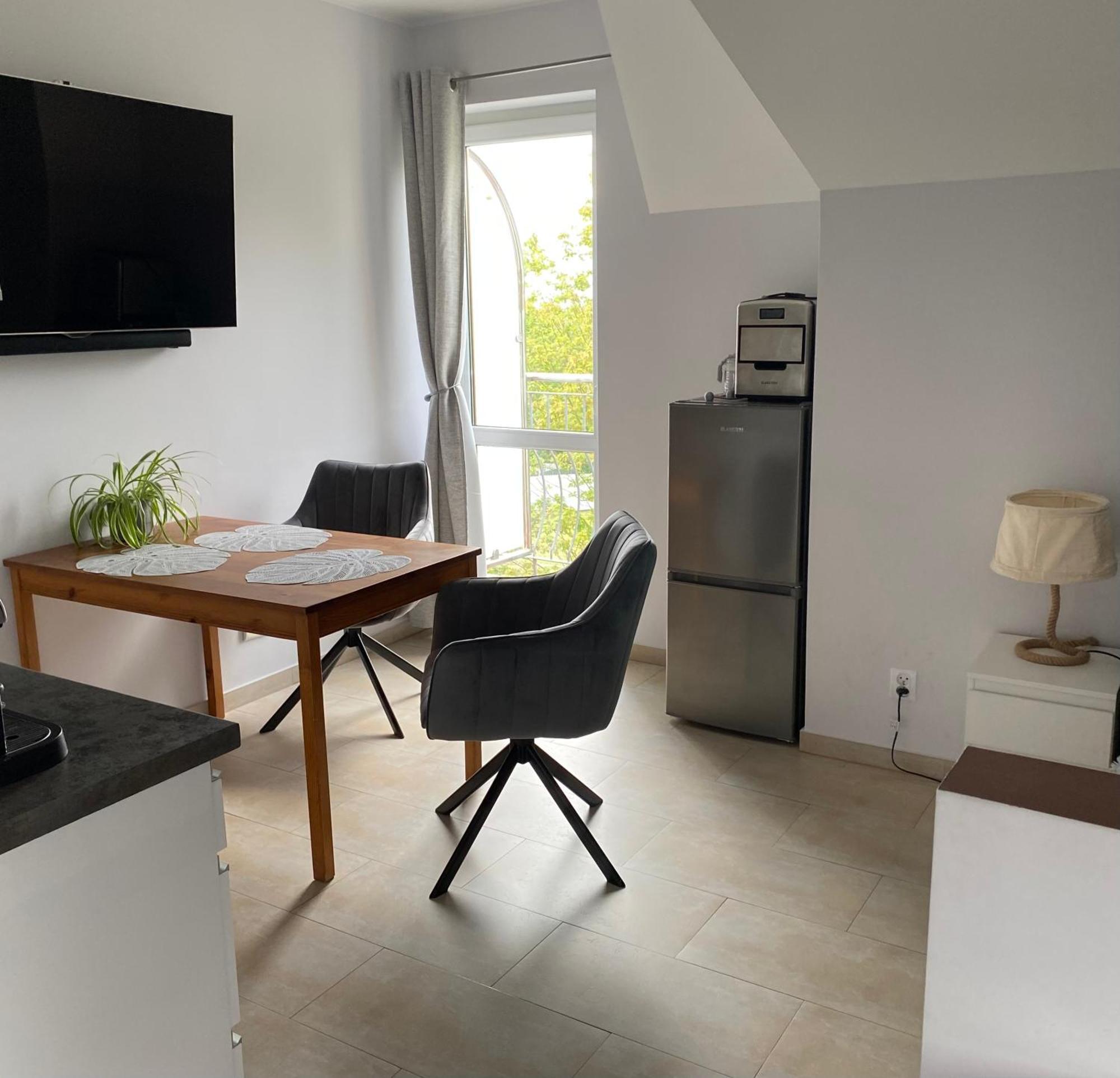 Apartament Bella Apartment Miedzyzdroje Ngoại thất bức ảnh